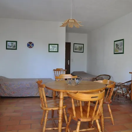 2ba Domaine Malacucina לומיו